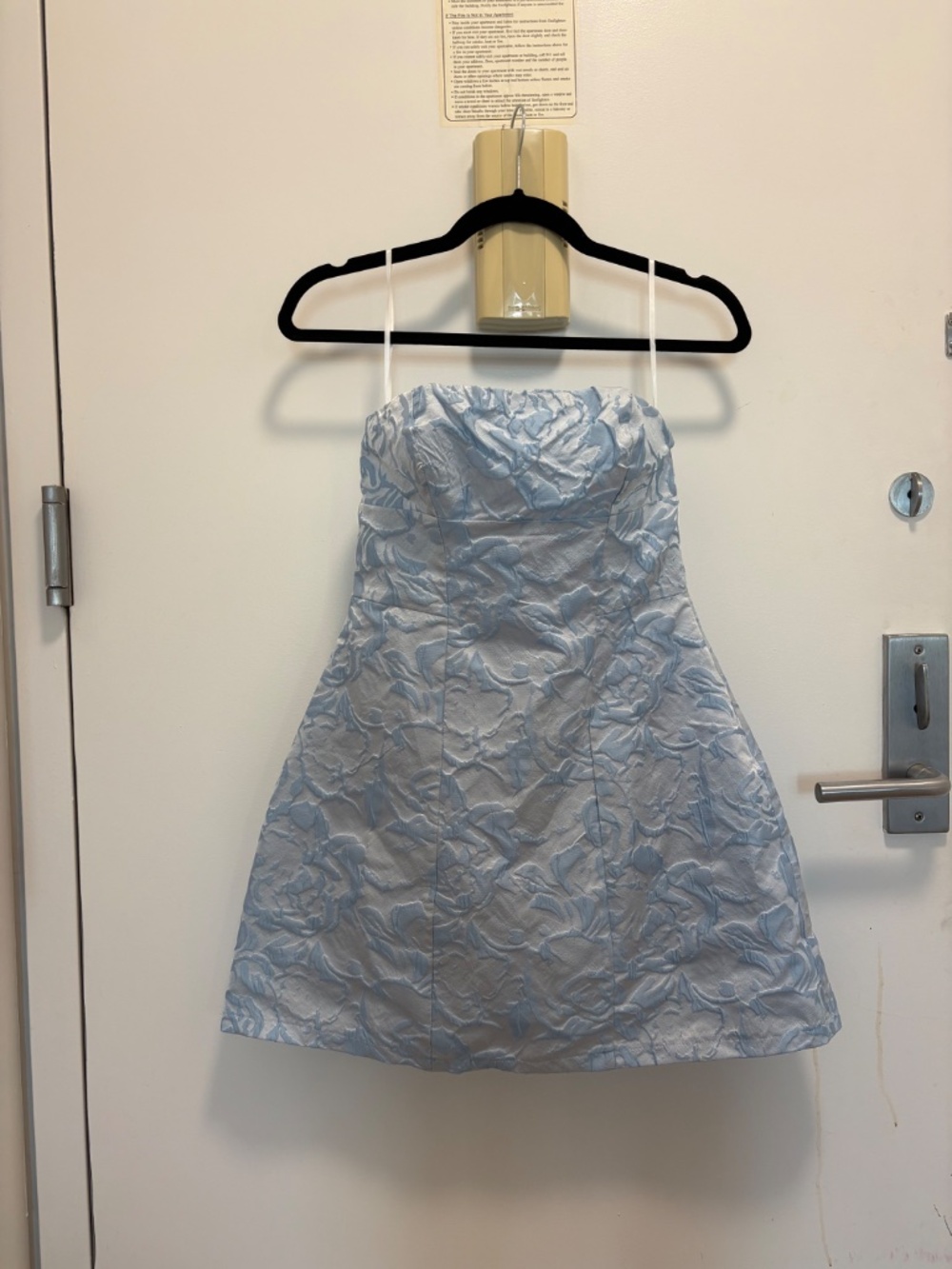 Princess Polly Cross Your Heart Strapless Mini Dress in Baby Blue Sz 4 - Picture 2 of 4